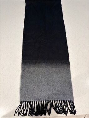 Men's Black to Gray Gradient Cashmere Scarf